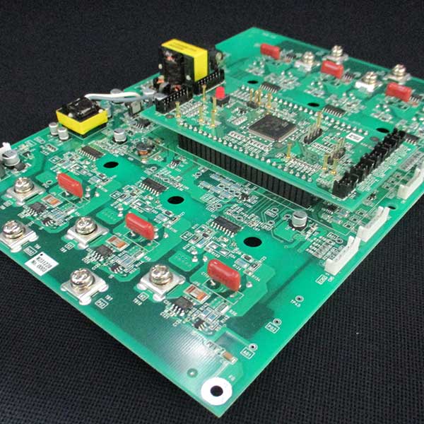 テクノプロが独自に開発したパワーエレクトロニクスの評価ボード【PEB-100】を活用する開発支援ソリューション